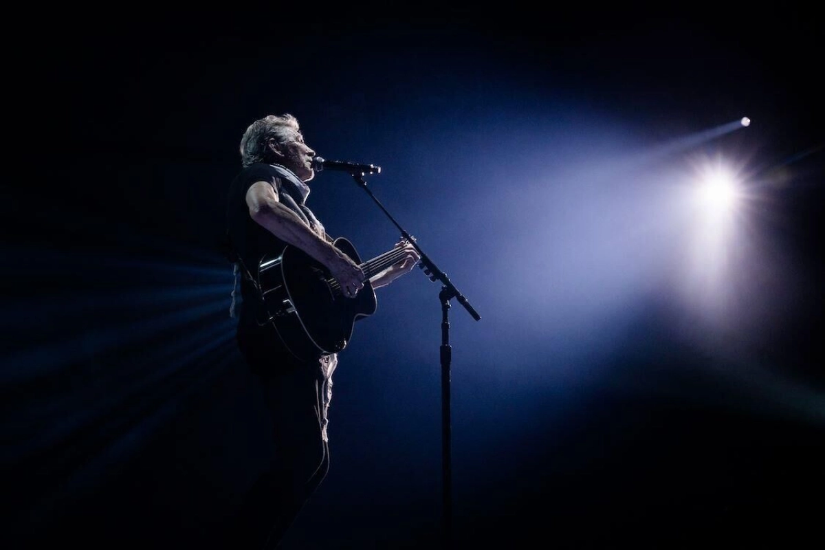 Roger Waters This Is Not A Drill: Live From Prague - The Movie